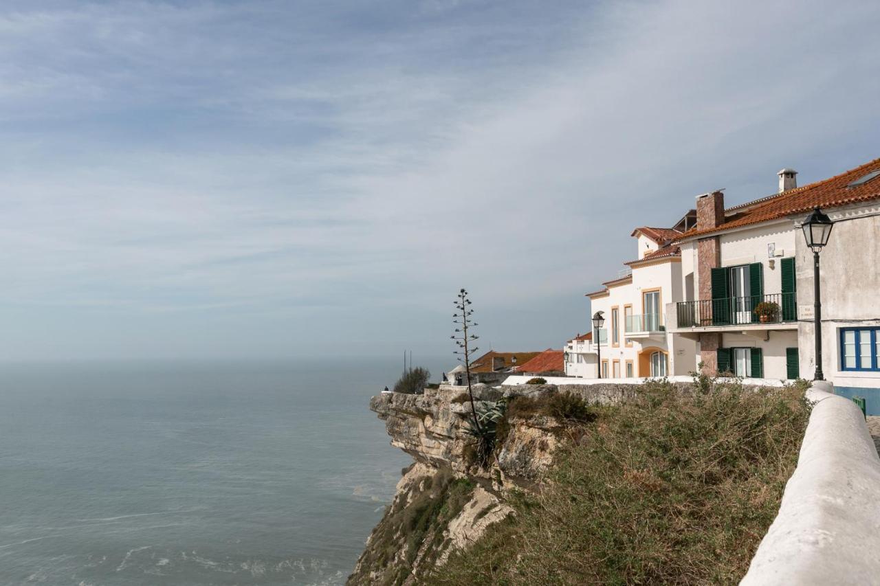 Nazare Top Wave Bagian luar foto